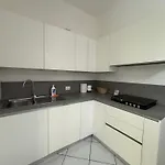 E Spazioso, 3 Camere, 3 Bagni & Terrazzo Apartment *