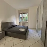 E Spazioso, 3 Camere, 3 Bagni & Terrazzo Apartment *