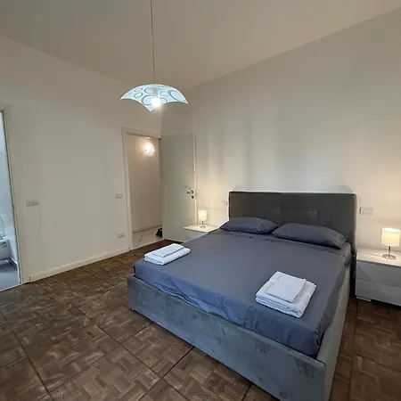 E Spazioso, 3 Camere, 3 Bagni & Terrazzo Lejlighed