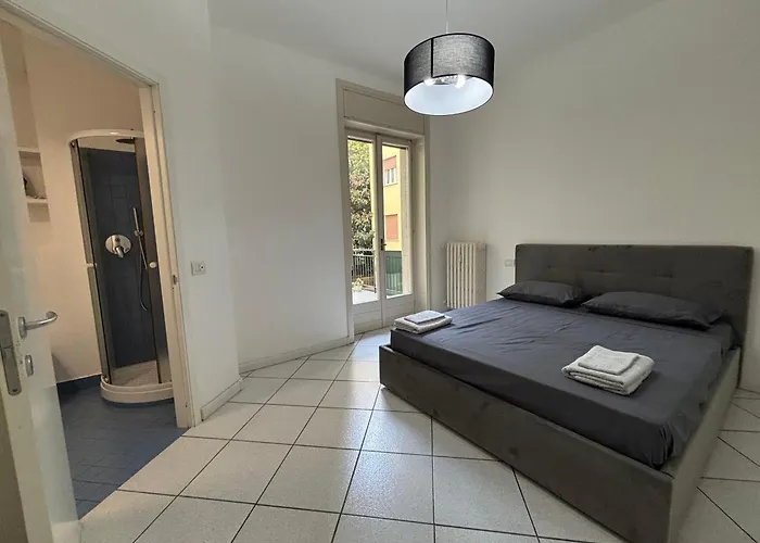 E Spazioso, 3 Camere, 3 Bagni & Terrazzo Lägenhet *