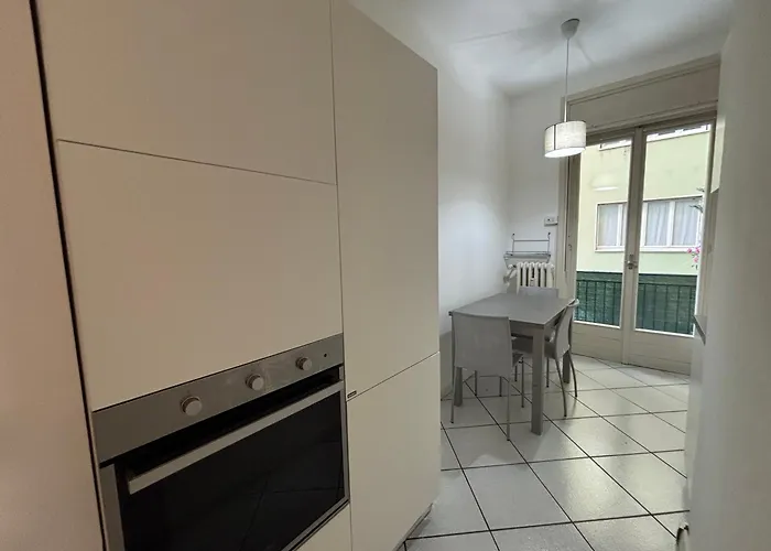 Lägenhet E Spazioso, 3 Camere, 3 Bagni & Terrazzo