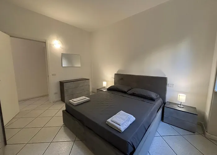 E Spazioso, 3 Camere, 3 Bagni & Terrazzo * Bergamo