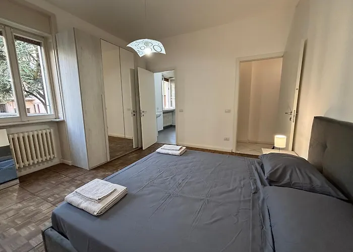 E Spazioso, 3 Camere, 3 Bagni & Terrazzo Lägenhet