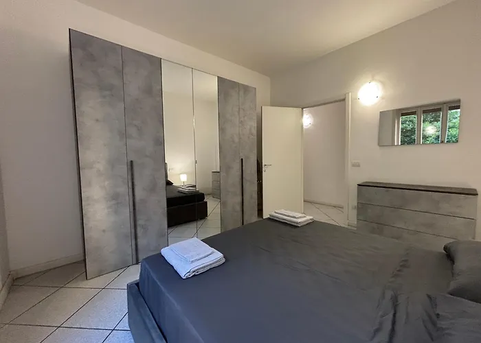 Lägenhet E Spazioso, 3 Camere, 3 Bagni & Terrazzo *